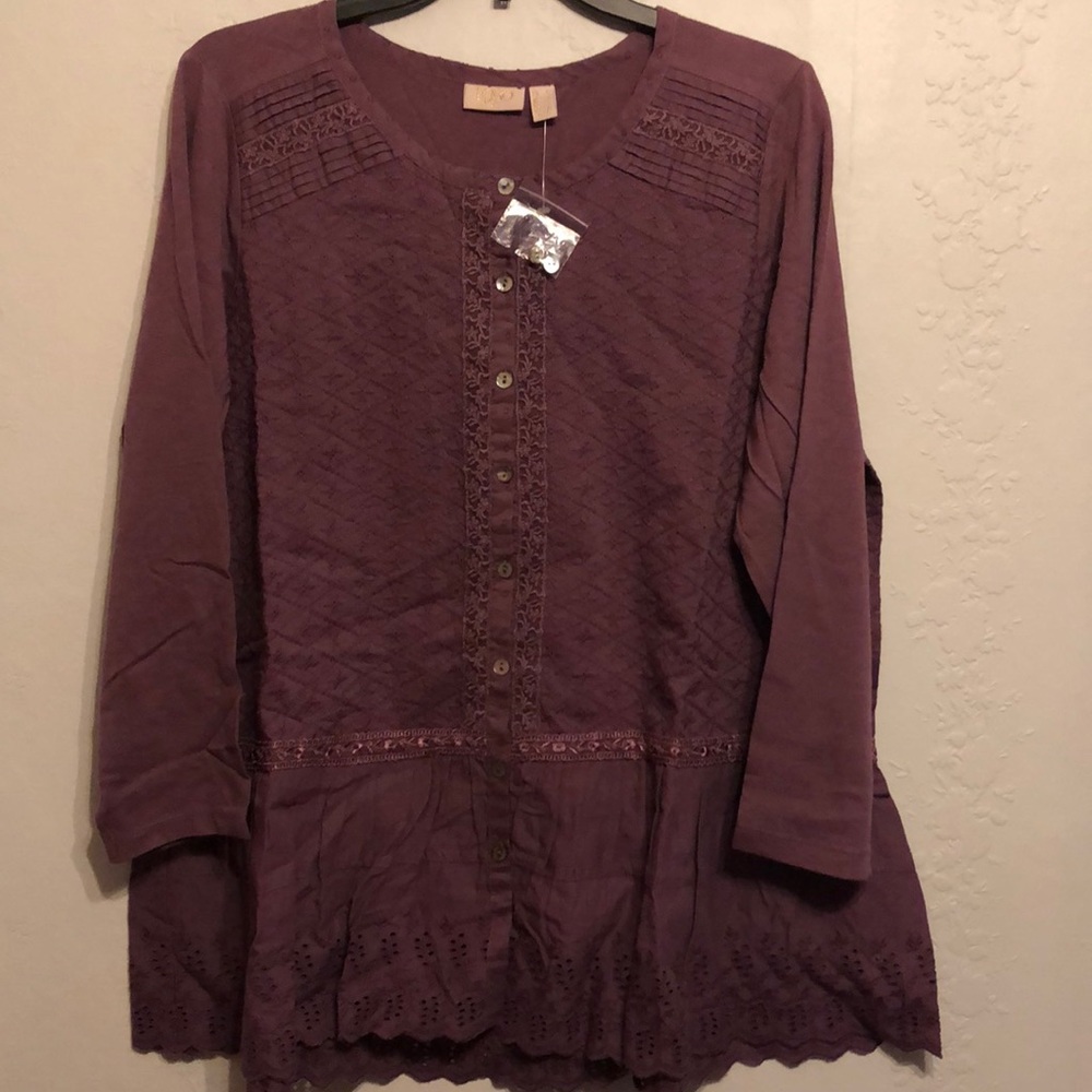 2 Corner links sleeve button downs